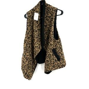 Women Reversible Vest One Size Black Animal Print Pockets Drape Asymmetrical NWT